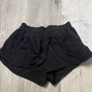 Lululemon Hottie Hots 2.5 inch